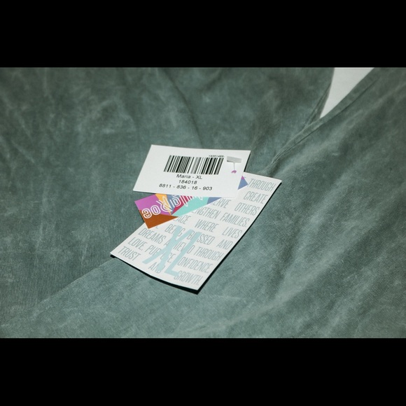 LuLaRoe - Size XL Maria Dress - Picture 3 of 4